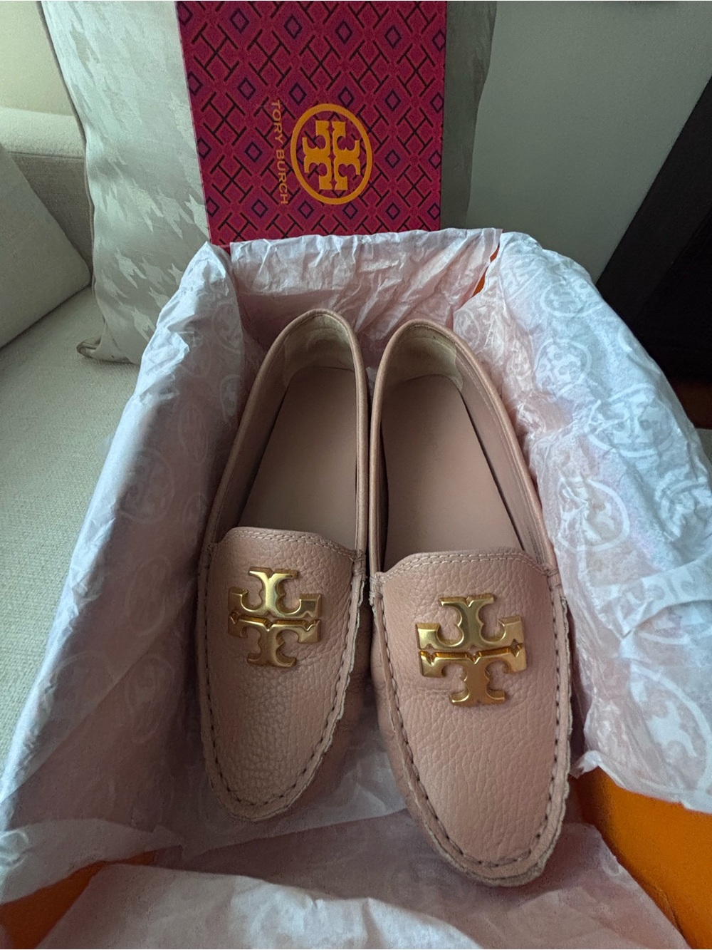 Tory Burch Blush Pink Leather Logo Loafers with box size 7 with box - Picture 14 of 16